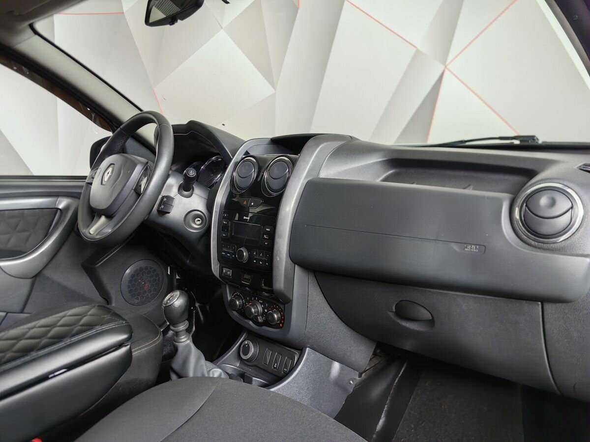 Б/У Рено Дастер 2017 года. Фото: #6