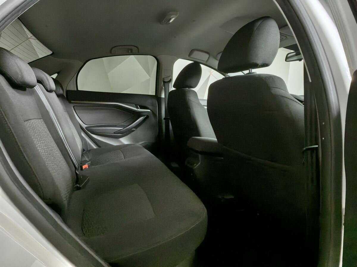 Б/У Лада (ВАЗ) Веста 2018 года. Фото: #10