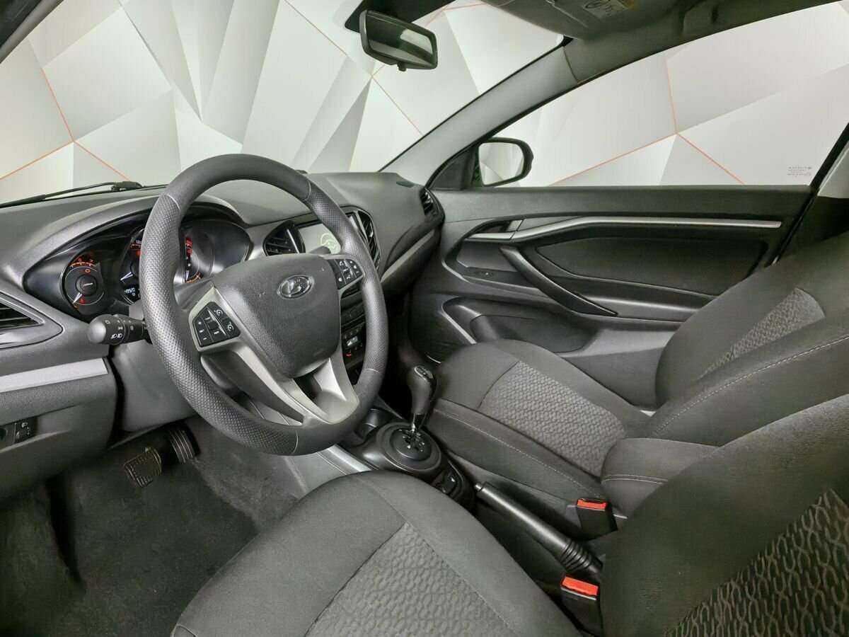 Б/У Лада (ВАЗ) Веста 2018 года. Фото: #12