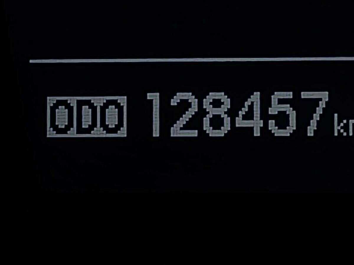 Б/У Хендай ай-икс35 2013 года. Фото: #17