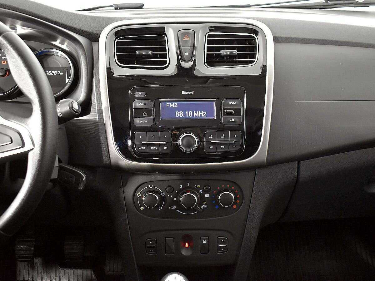 Б/У Рено Сандеро 2020 года. Фото: #11