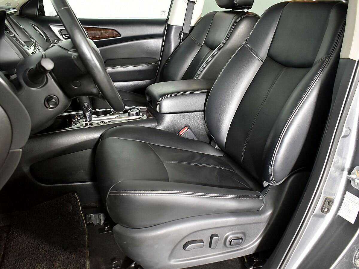 Б/У Ниссан Патфайндер 2015 года. Фото: #9