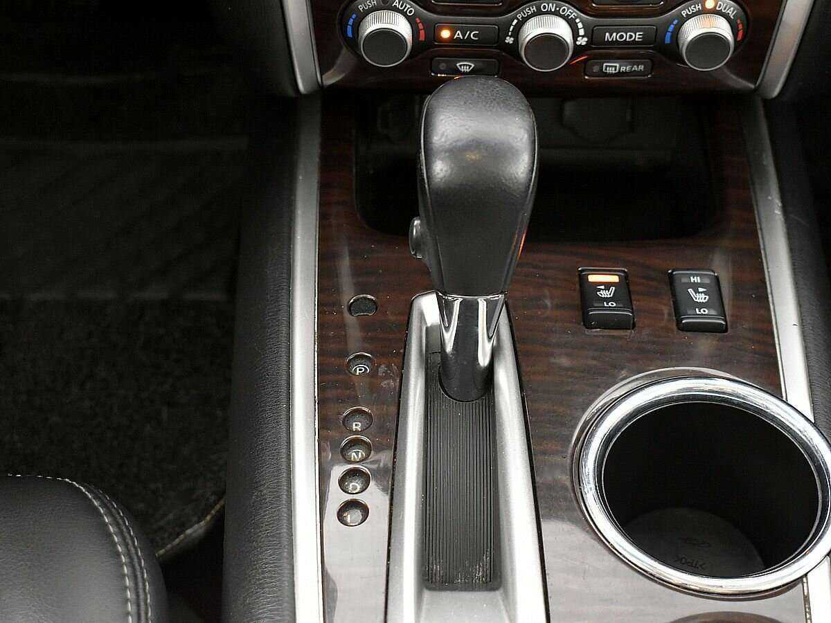 Б/У Ниссан Патфайндер 2015 года. Фото: #20