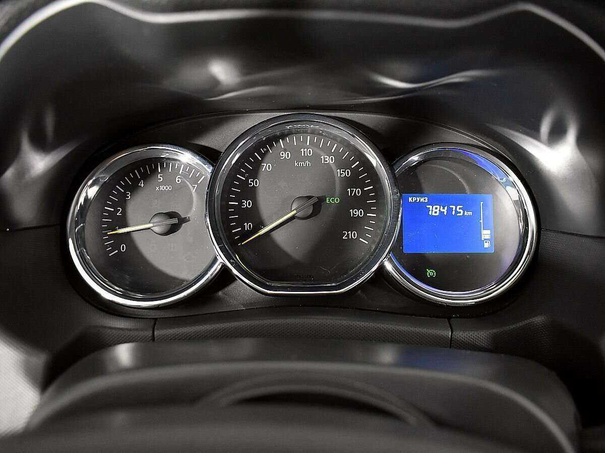 Б/У Рено Дастер 2018 года. Фото: #11