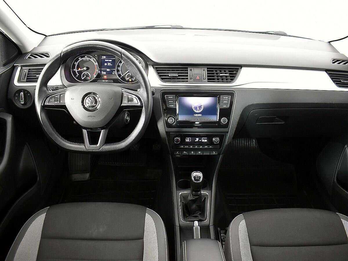 Б/У Шкода Рапид 2019 года. Фото: #7