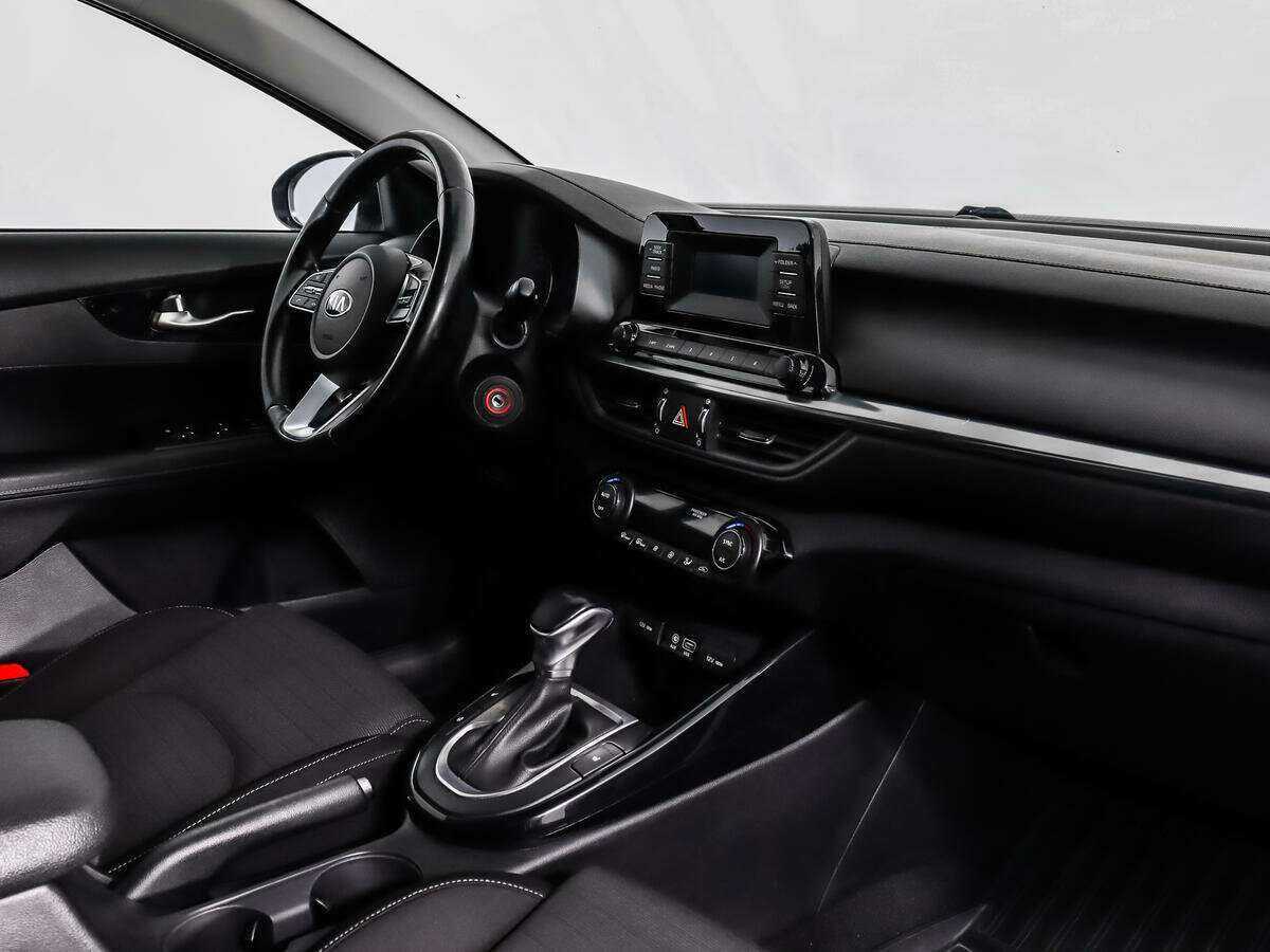 Б/У Киа Церато 2018 года. Фото: #10