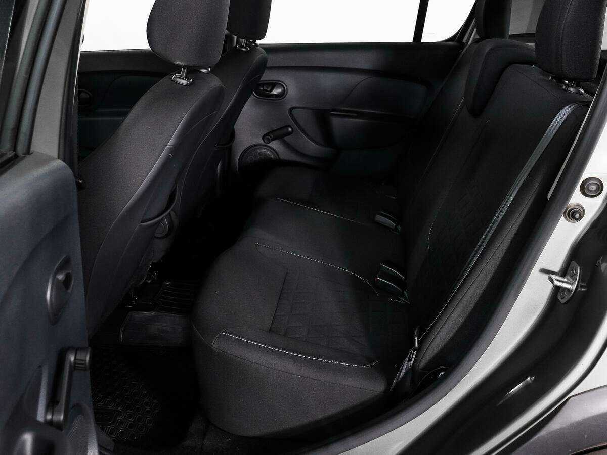 Б/У Рено Сандеро 2018 года. Фото: #7