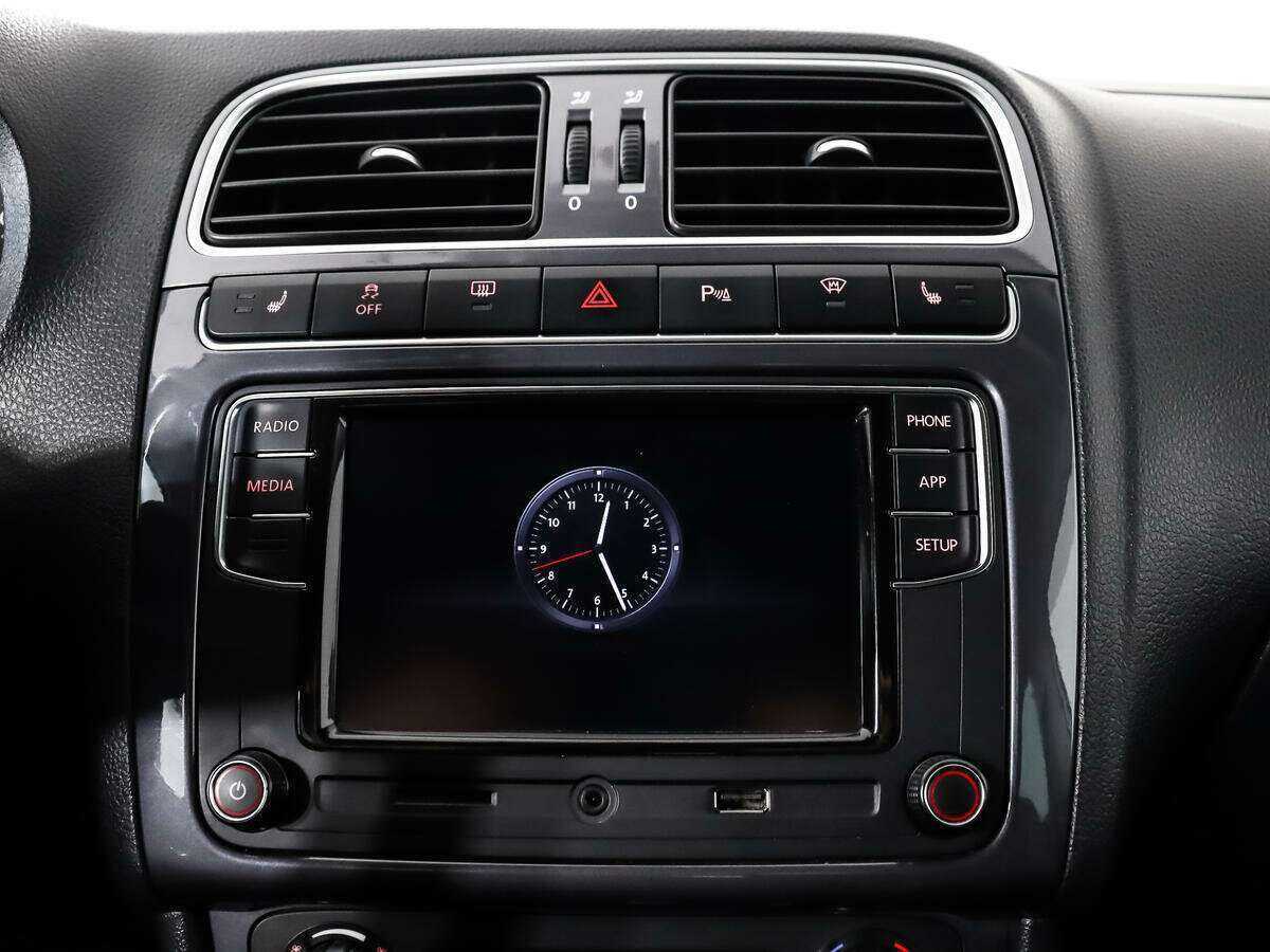 Б/У Фольксваген Поло 2018 года. Фото: #12