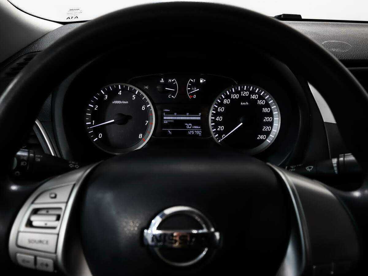 Б/У Ниссан Сентра 2014 года. Фото: #11