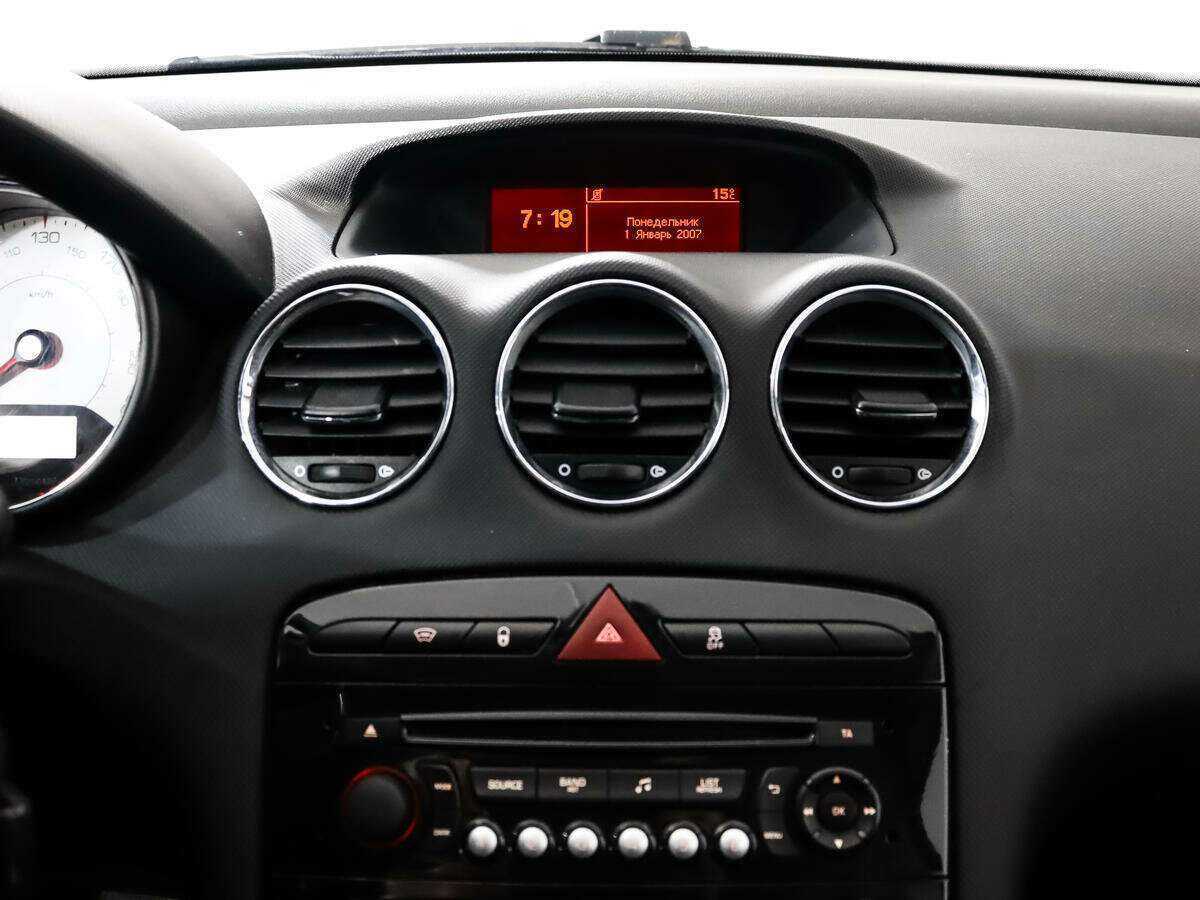 Б/У Пежо 408 2014 года. Фото: #12