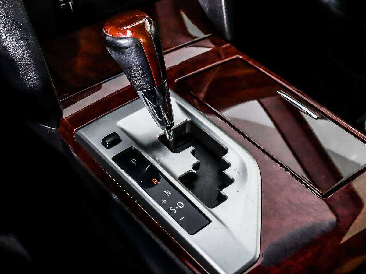 Б/У Тойота Камри 2012 года. Фото: #10