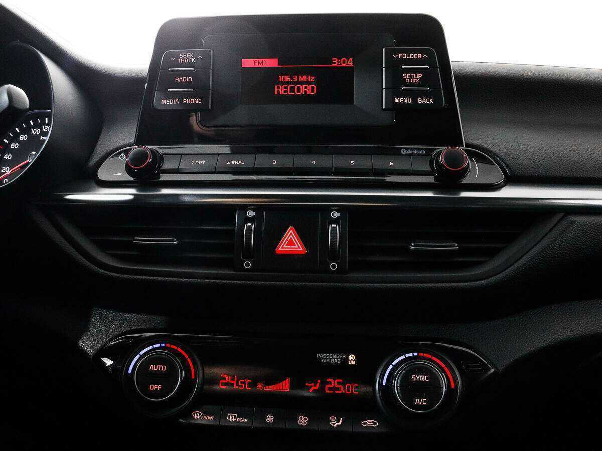 Б/У Киа Церато 2018 года. Фото: #12