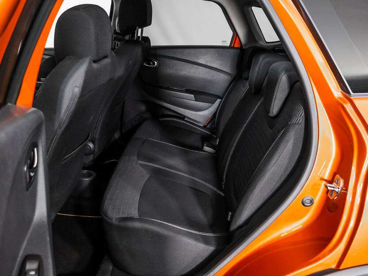 Б/У Рено Каптюр 2016 года. Фото: #8