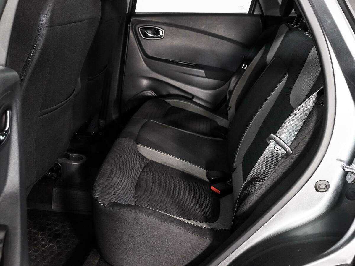 Б/У Рено Каптюр 2016 года. Фото: #10