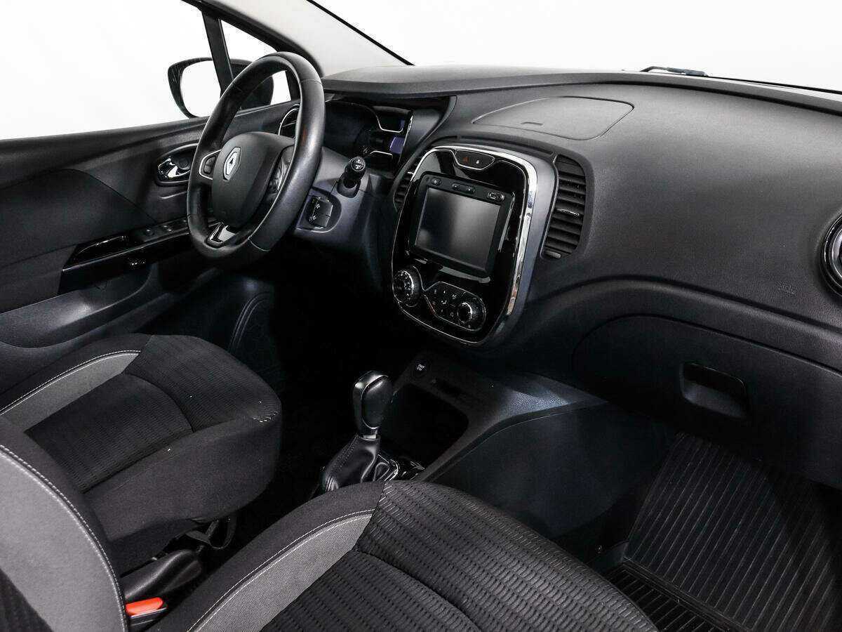 Б/У Рено Каптюр 2016 года. Фото: #11