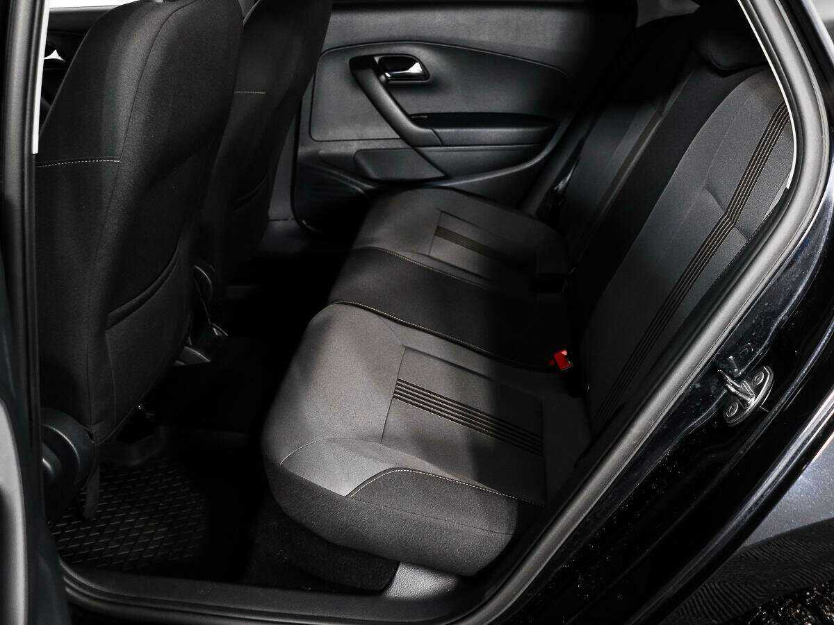 Б/У Фольксваген Поло 2016 года. Фото: #9