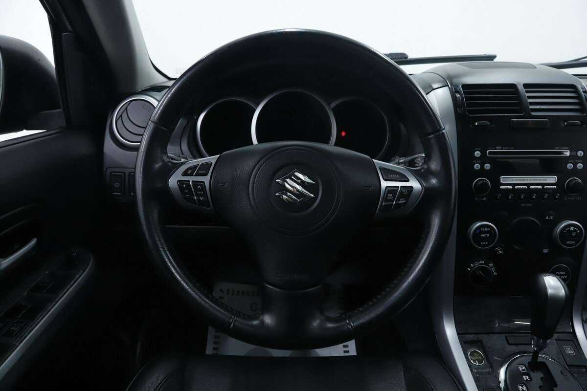 Б/У Сузуки Гранд Витара 2012 года. Фото: #11