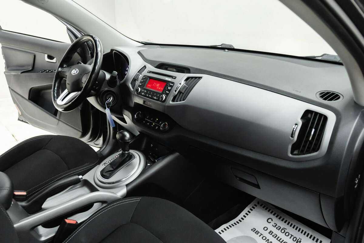 Б/У Киа Спортейдж 2015 года. Фото: #12