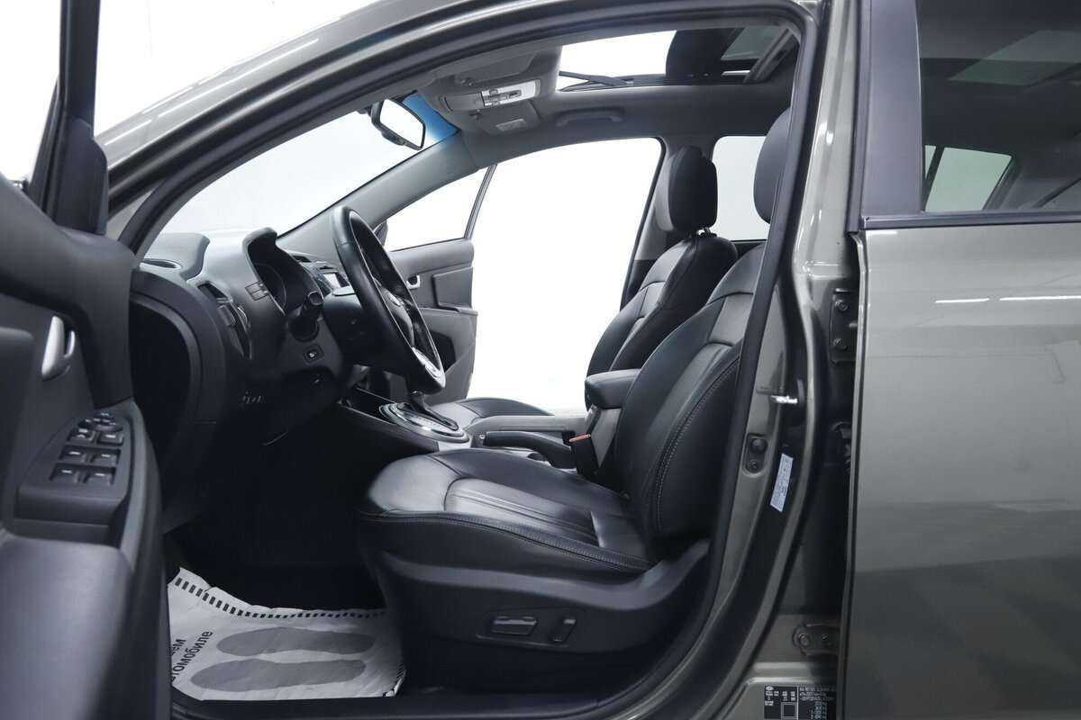 Б/У Киа Спортейдж 2015 года. Фото: #7