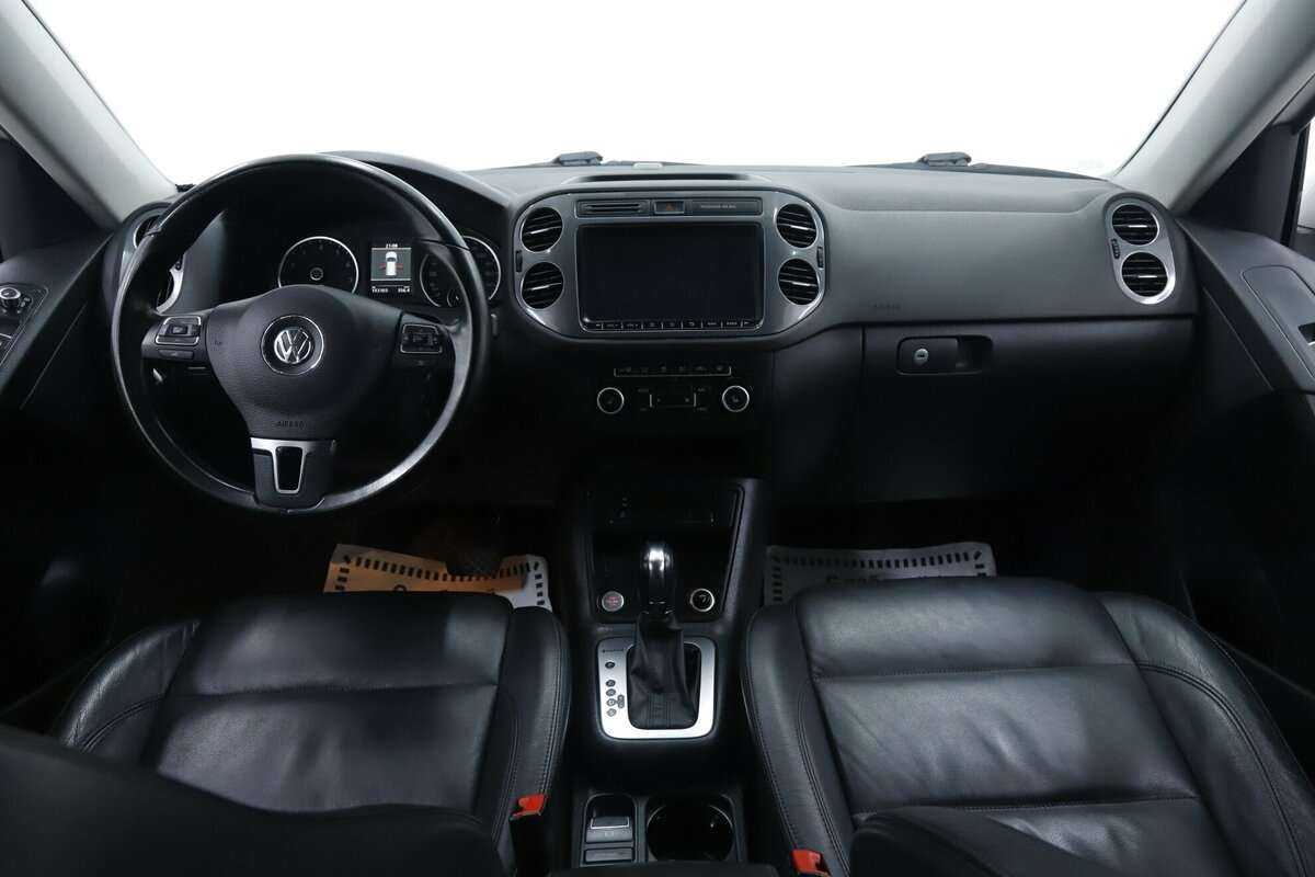 Б/У Фольксваген Тигуан 2015 года. Фото: #8