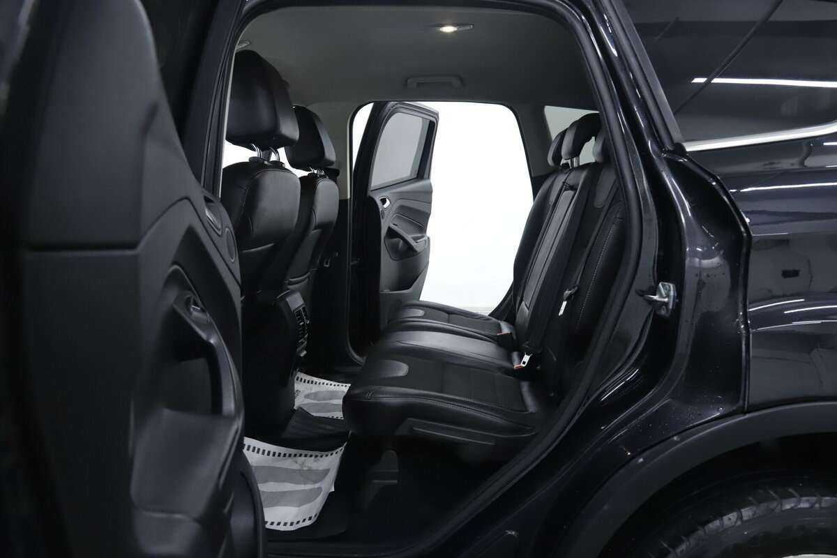 Б/У Форд Куга 2016 года. Фото: #17