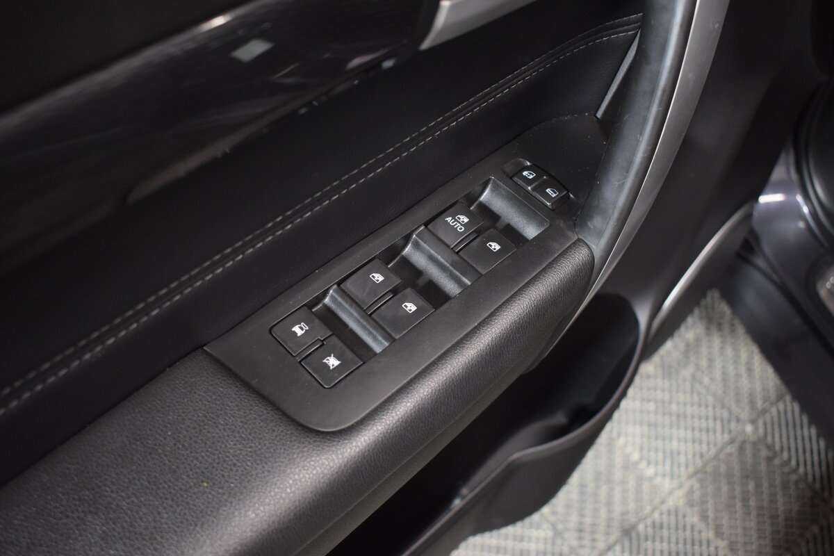 Б/У Шевроле Каптива 2014 года. Фото: #14