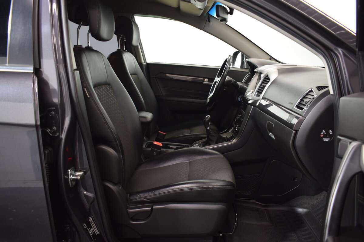 Б/У Шевроле Каптива 2014 года. Фото: #17