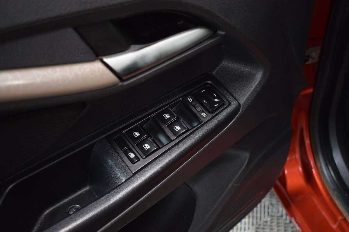 Б/У Лада (ВАЗ) Веста 2016 года. Фото: #11