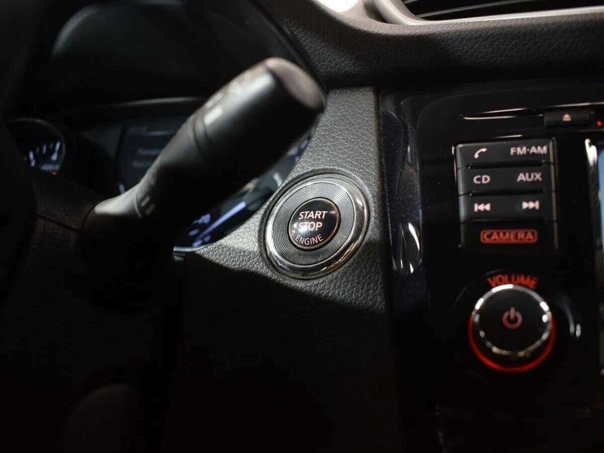 Б/У Ниссан Икс-Трейл 2016 года. Фото: #20