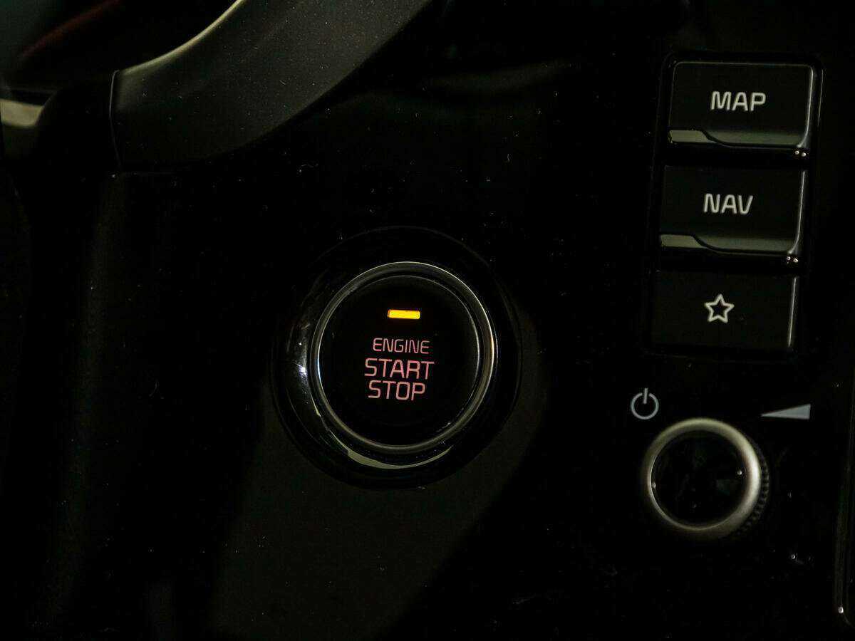 Б/У Киа Рио 2021 года. Фото: #12