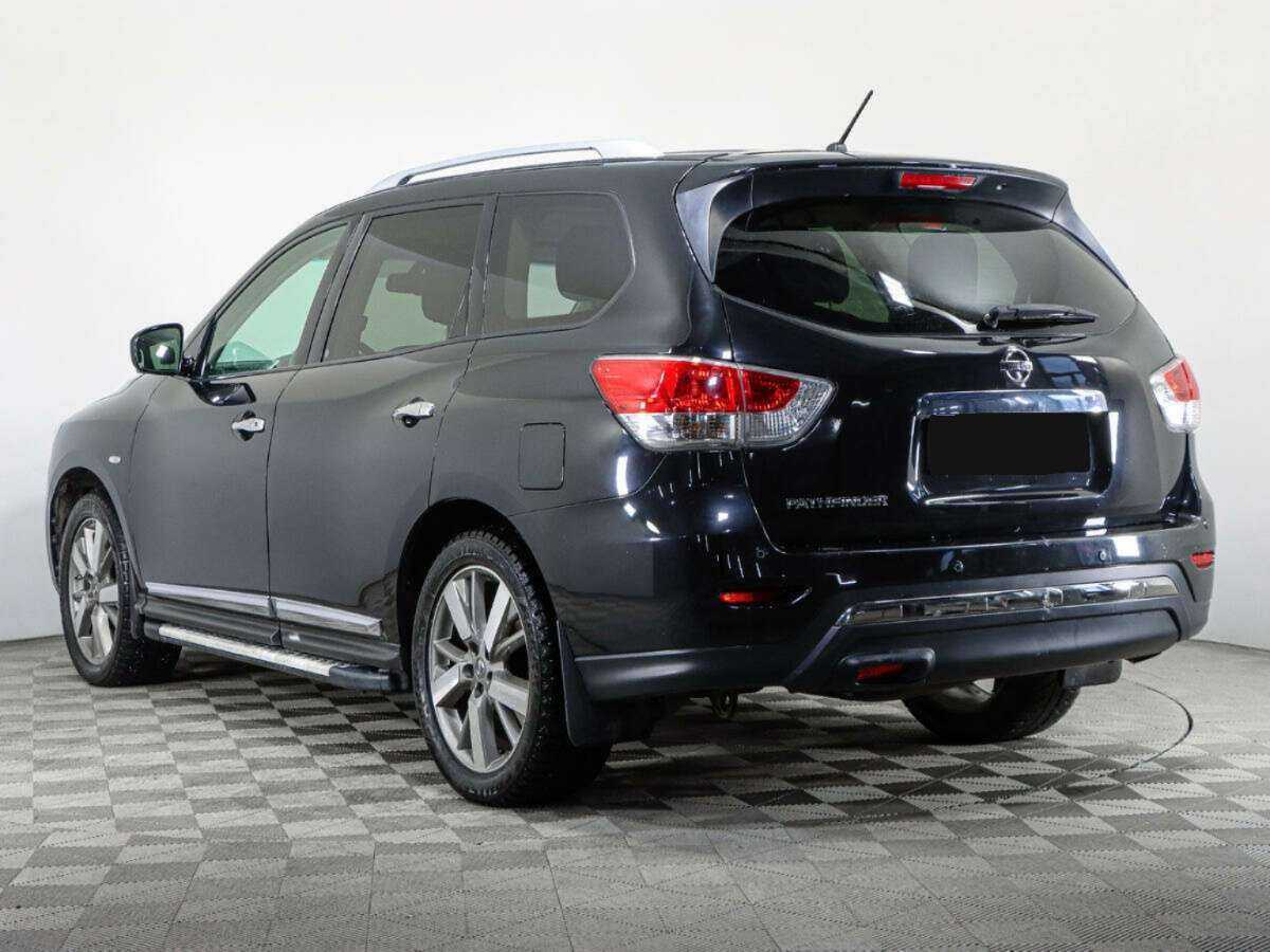 Б/У Ниссан Патфайндер 2015 года. Фото: #6