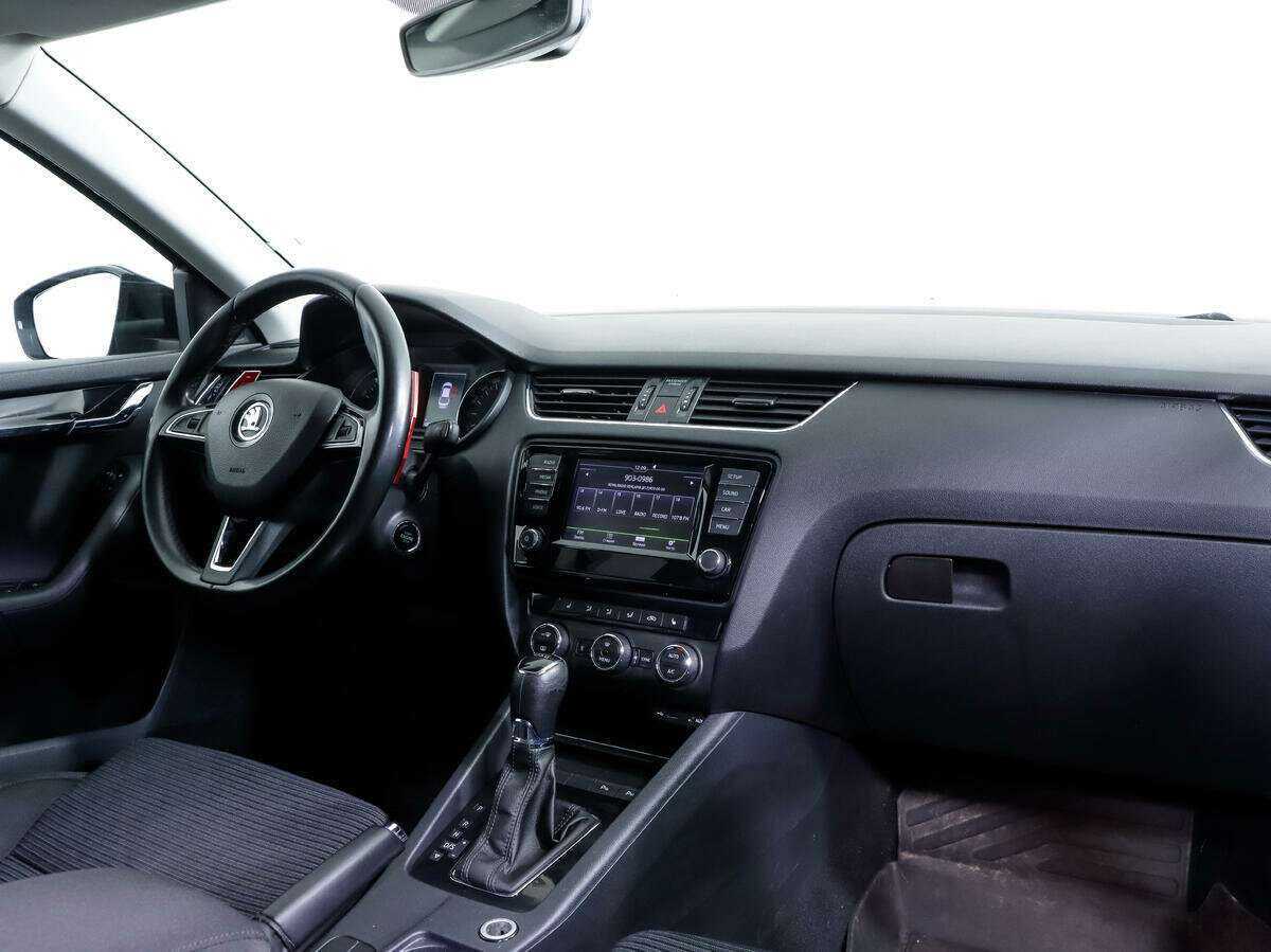 Б/У Шкода Октавия 2016 года. Фото: #6