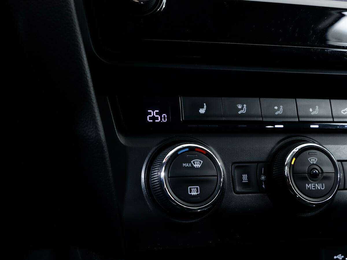 Б/У Шкода Октавия 2016 года. Фото: #15