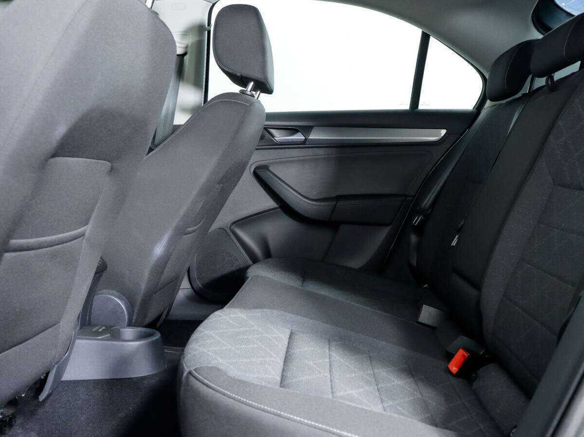 Б/У Фольксваген Поло 2021 года. Фото: #10