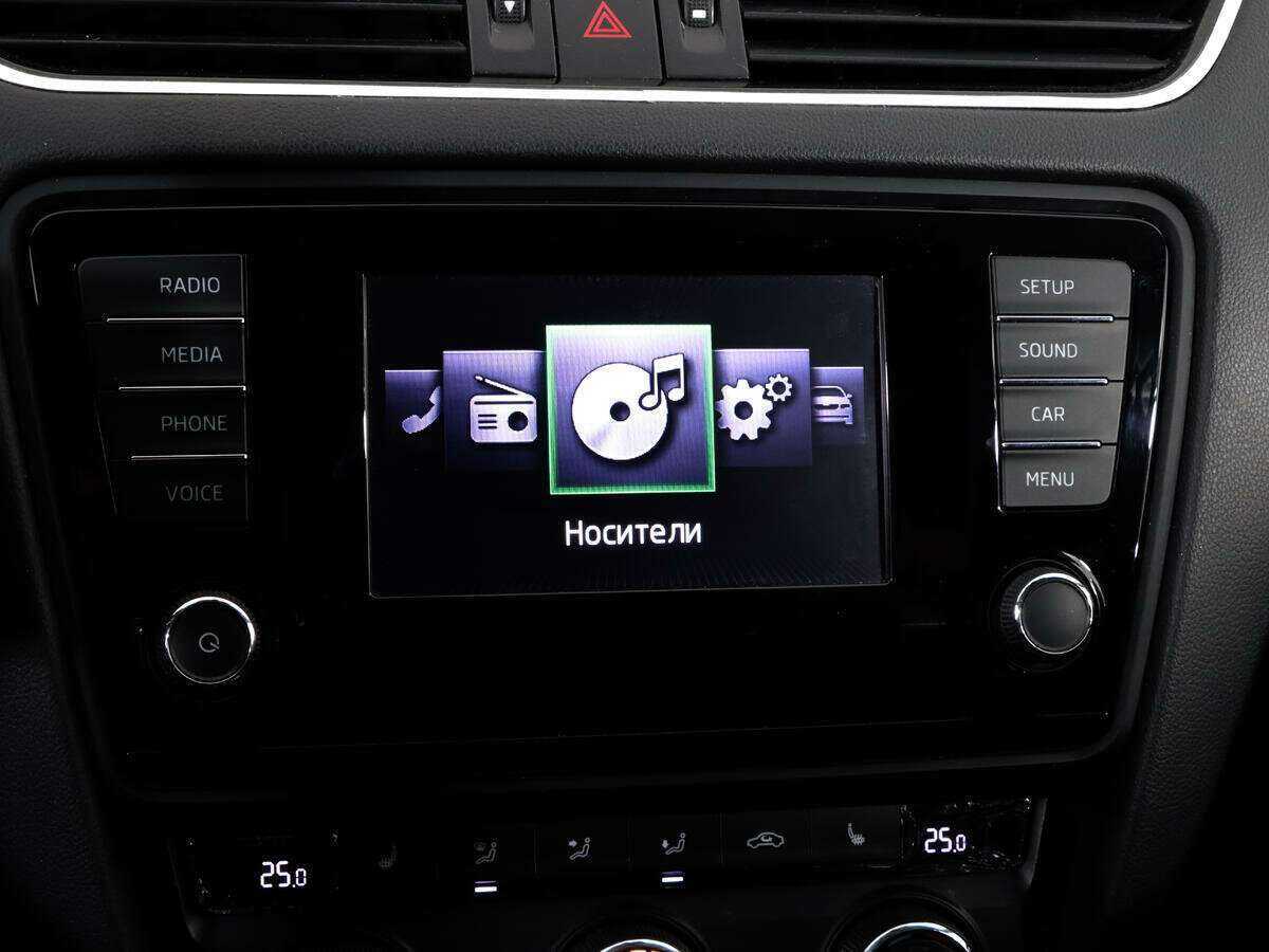 Б/У Шкода Октавия 2013 года. Фото: #13