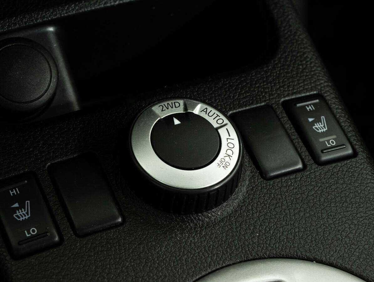 Б/У Ниссан Икс-Трейл 2012 года. Фото: #13