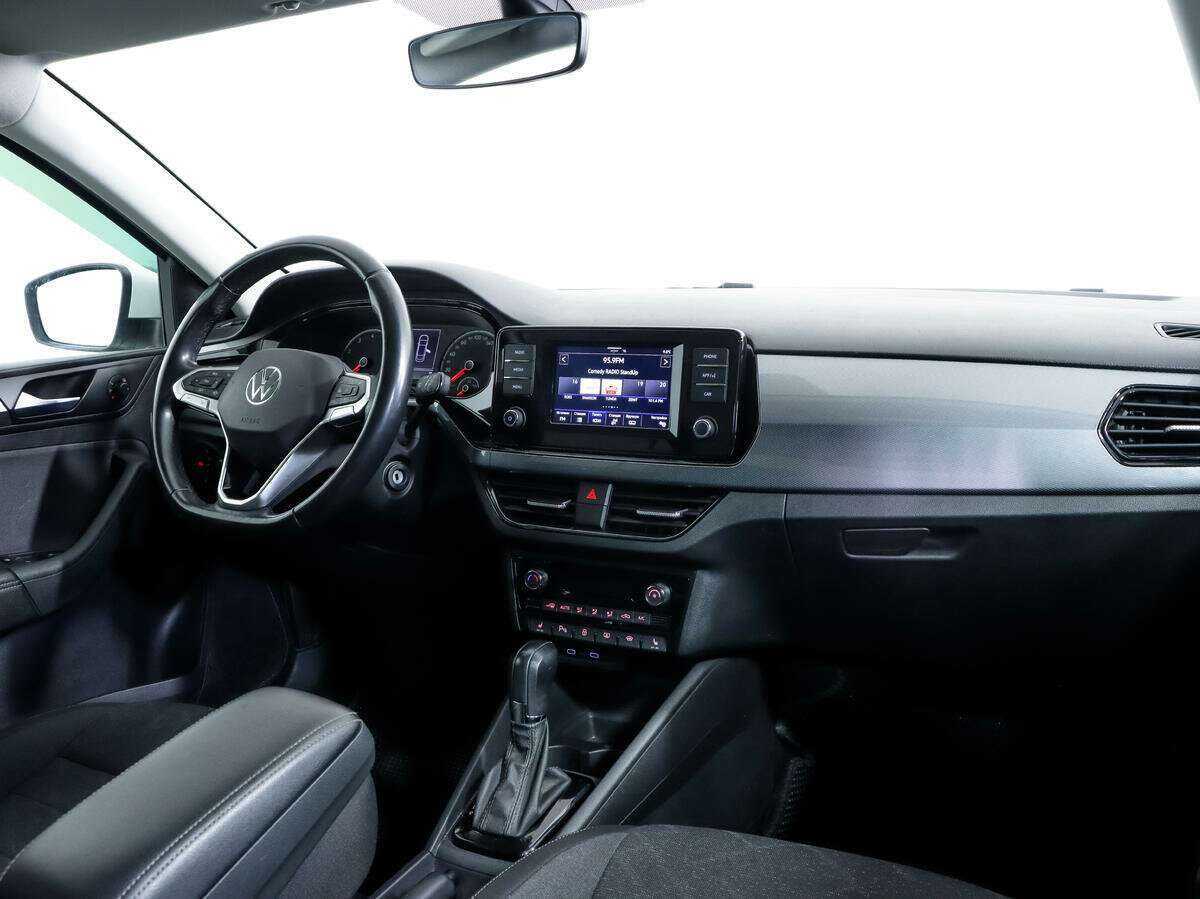 Б/У Фольксваген Поло 2021 года. Фото: #8