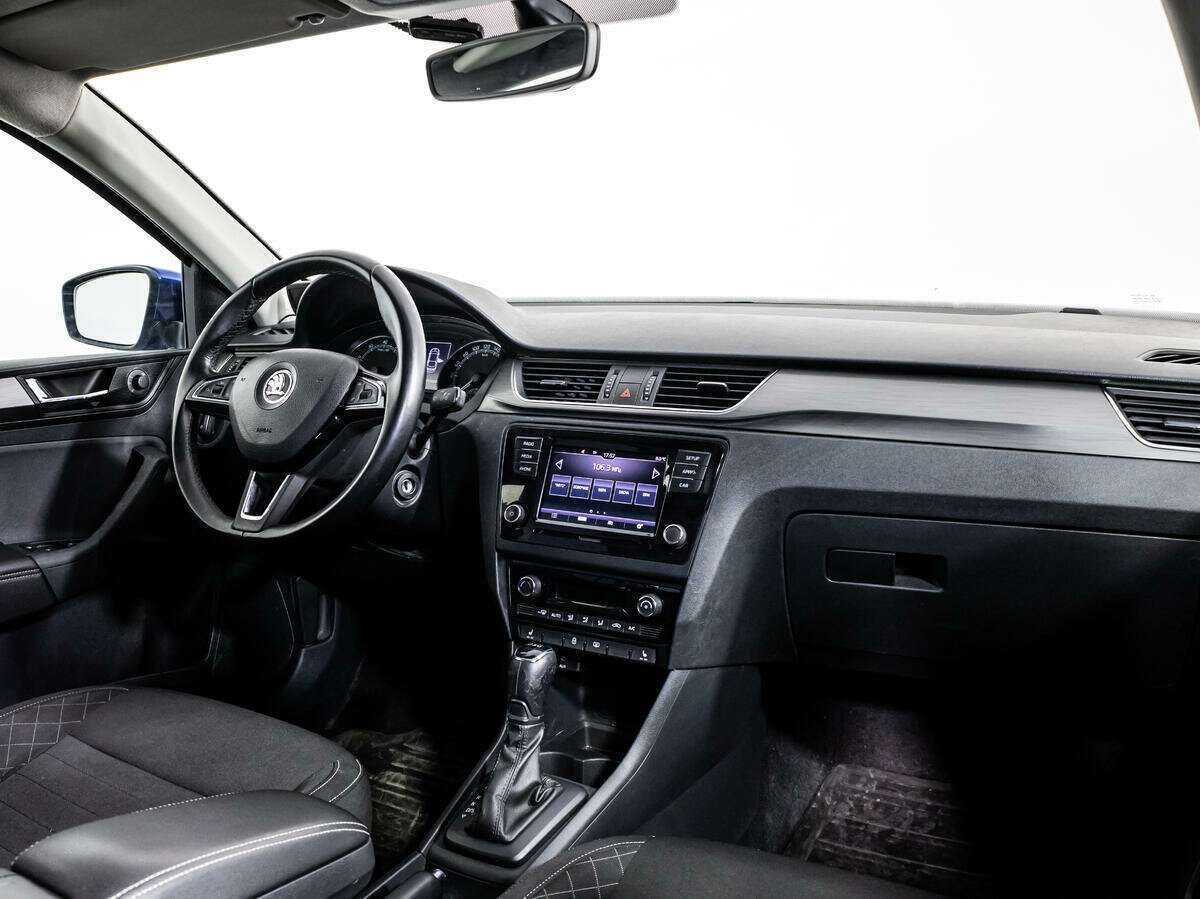 Б/У Шкода Рапид 2017 года. Фото: #8