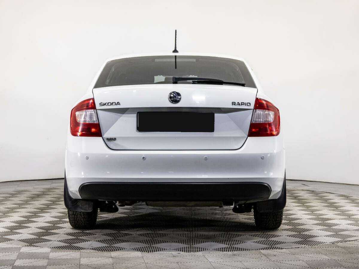 Б/У Шкода Рапид 2016 года. Фото: #4