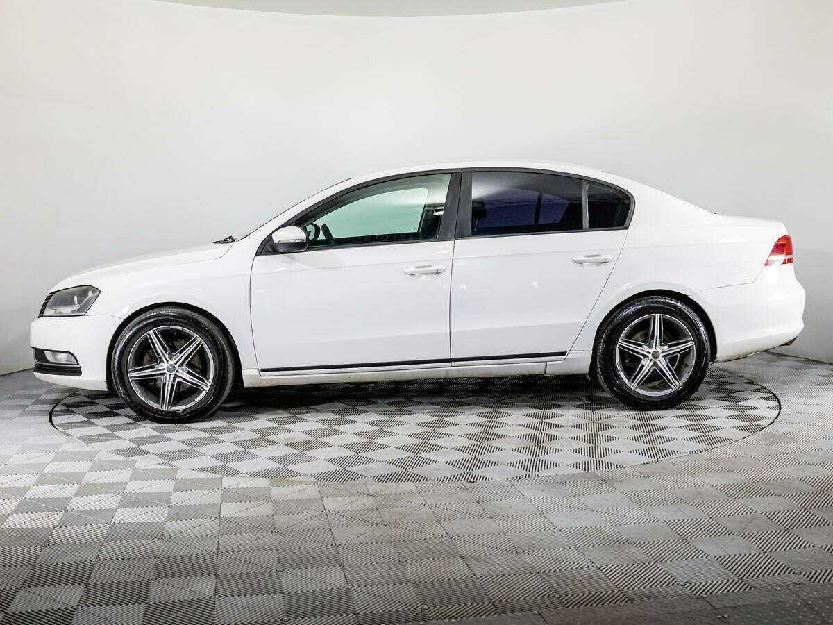 Б/У Фольксваген Пассат 2012 года. Фото: #7