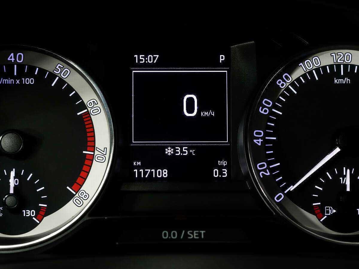 Б/У Шкода Рапид 2016 года. Фото: #12