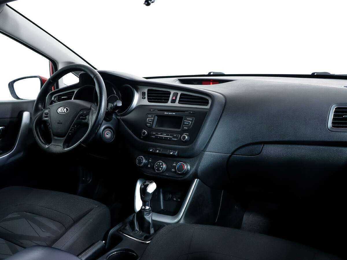Б/У Киа Сид 2015 года. Фото: #8