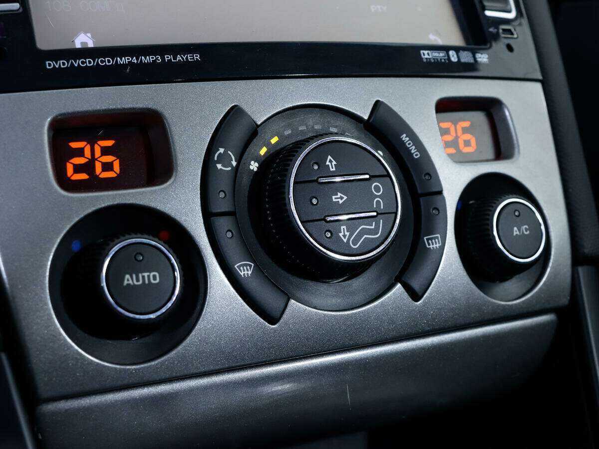 Б/У Пежо 408 2016 года. Фото: #13