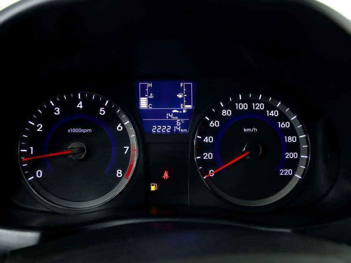 Б/У Хендай Солярис 2016 года. Фото: #13