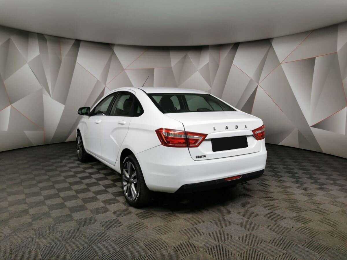 Б/У Лада (ВАЗ) Веста 2018 года. Фото: #3
