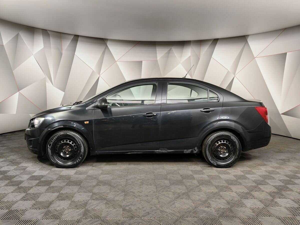 Б/У Шевроле Авео 2012 года. Фото: #4