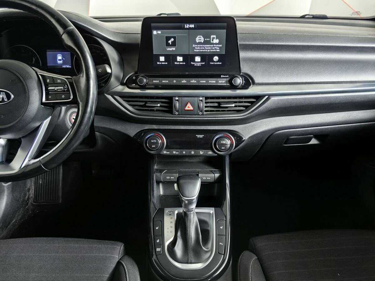 Б/У Киа Церато 2018 года. Фото: #9