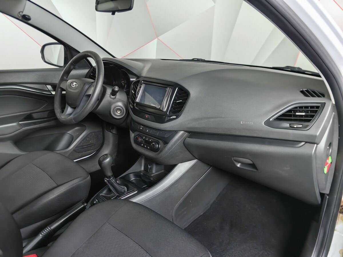 Б/У Лада (ВАЗ) Веста 2018 года. Фото: #7