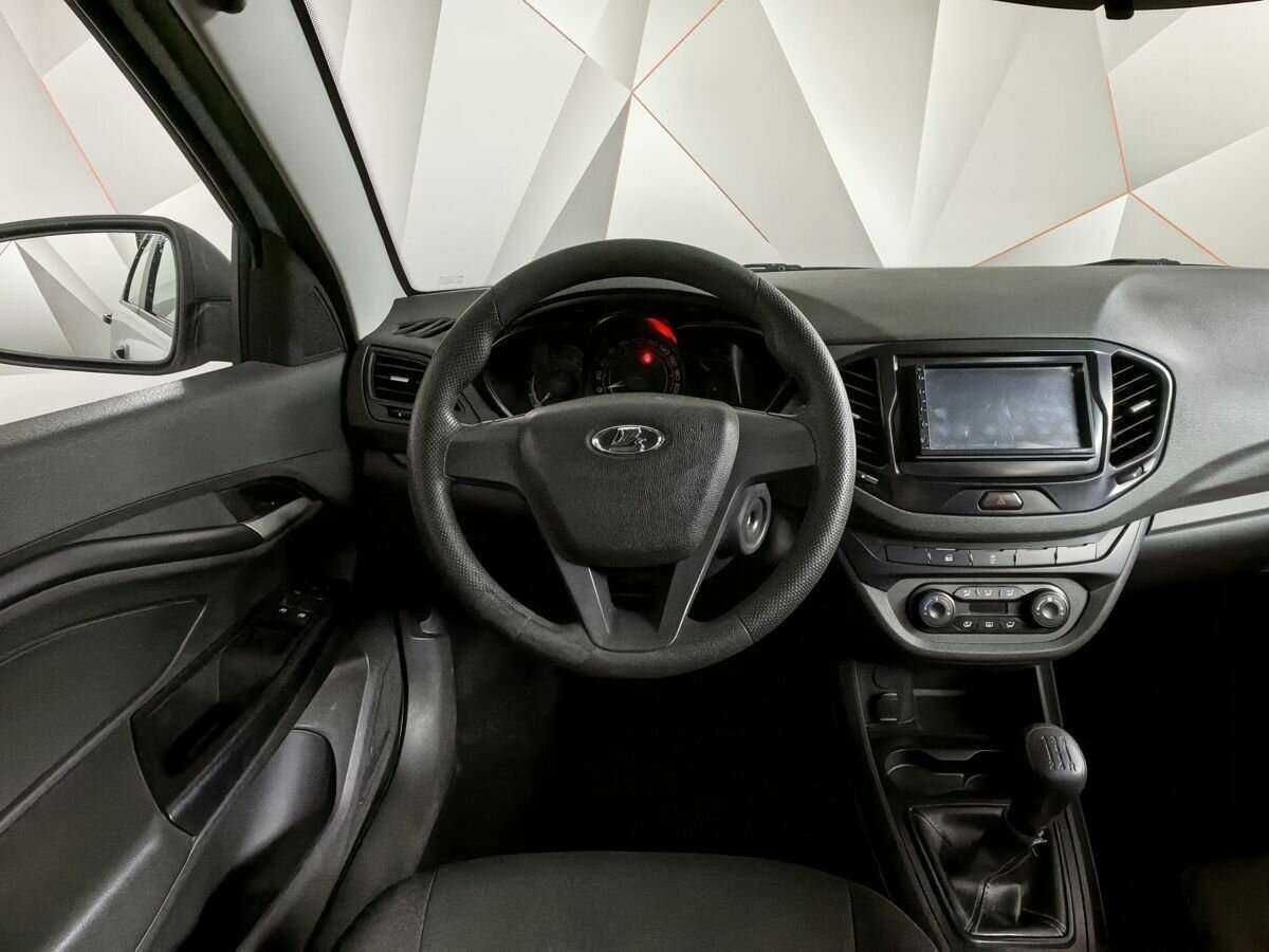 Б/У Лада (ВАЗ) Веста 2018 года. Фото: #11