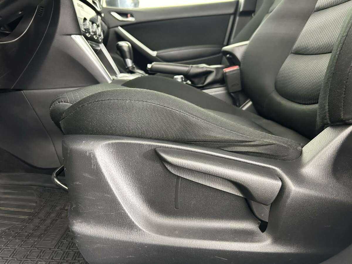 Б/У Мазда Ц-Икс-5 2014 года. Фото: #9